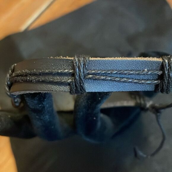 Leather Bracelet “Tree of Life” Gold Stainless Steel Emblem NWT - Picture 3 of 3